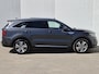 Kia Sorento 1.6 T-GDI Plug-in Hybrid 4WD ExecutiveLine 5p. / HUD / Glazen schuif- en kanteldak / Stuur- en Stoelverwarming / Trekhaak Afneembaar / Rondomzicht camera / Elektrische bedienbare achterklep / Stoelventilatie voor /