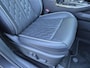 Kia Sorento 1.6 T-GDI Plug-in Hybrid 4WD ExecutiveLine 5p. / HUD / Glazen schuif- en kanteldak / Stuur- en Stoelverwarming / Trekhaak Afneembaar / Rondomzicht camera / Elektrische bedienbare achterklep / Stoelventilatie voor /
