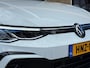 Volkswagen Golf 1.5 eTSI 150PK DSG R-LINE 