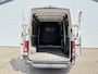 Volkswagen Crafter 2.0 TDI 140 PK L3H3 Cruise Control Apple Carplay Camera Parkeersensoren voor achterL3H3 Airco Cruise C