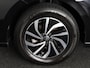 Volkswagen Polo 1.0 TSI Life Business | Navigatie | Camera | Climate Control | Digitaal dashboard |  Parkeersensoren| Stoelverwarming |