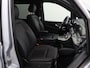 Mercedes-Benz V-klasse 300d L2 AMG Exclusive Dubbele Cabine | Burmester | Distronic Plus | Schuifdeur L+R Elektrisch | Active Assist | Lederen bekleding | 24 MND Certified Garantie