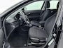 Fiat Tipo Cross Hybrid 130 pk Automaat | Navigatie | Achteruitrijcamera | LED Dagrijverlichting | Lederen Stuurwiel en Versnellingspook | Start/Stop Systeem | Climate Control | Cruise Control | Buitenspiegels Elektrisch Verstel -en Verwarmbaar | Apple Carplay/Android Auto |
