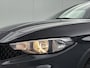 Fiat Tipo Cross Hybrid 130 pk Automaat | Navigatie | Achteruitrijcamera | LED Dagrijverlichting | Lederen Stuurwiel en Versnellingspook | Start/Stop Systeem | Climate Control | Cruise Control | Buitenspiegels Elektrisch Verstel -en Verwarmbaar | Apple Carplay/Android Auto |