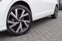 Volkswagen Polo 1.0 TSI DSG R-Line Panodak/ Camera / Virt. cockpit / IQ LED/ 17LM