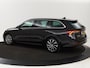 Skoda Octavia Combi 1.0 e-TSI Business Edition Plus | Apple Carplay | Cruise Control Adaptief | Navi | Sfeerverlichting |  Dodehoek Detectie | Stoelverwarming
