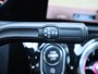 Mercedes-Benz A-klasse 200 Launch Edition Premium Plus Panoramadak | Cruise control | Lichtmetalen velgen | Halflederen bekleding | Sfeerverlichting | Verwarwarmbare voorstoelen |