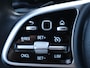 Mercedes-Benz A-klasse 200 Launch Edition Premium Plus Panoramadak | Cruise control | Lichtmetalen velgen | Halflederen bekleding | Sfeerverlichting | Verwarwarmbare voorstoelen |