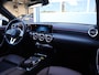 Mercedes-Benz A-klasse 200 Launch Edition Premium Plus Panoramadak | Cruise control | Lichtmetalen velgen | Halflederen bekleding | Sfeerverlichting | Verwarwarmbare voorstoelen |