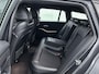 BMW 3-Serie Touring 330i Introduction Executive Edition SPORT LINE (NL-auto, Dealer OnderH, Trekhaak, Navi Pro, PDC V+A, Etc)