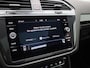 Volkswagen Tiguan Allspace 1.5 TSI Highline Business R 7p. | Automaat | Navigatie | Airco | Panorama dak | Leder | Stoelverwarming | 360 camera | Head-up display | Apple carplay |