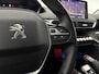 Peugeot 5008 1.2 PureTech 7 Persoons LED Virtual Trekhaak Carplay Clima Cruise Navi PDC 17''LMV