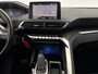 Peugeot 5008 1.2 PureTech 7 Persoons LED Virtual Trekhaak Carplay Clima Cruise Navi PDC 17''LMV