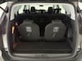 Peugeot 5008 1.2 PureTech 7 Persoons LED Virtual Trekhaak Carplay Clima Cruise Navi PDC 17''LMV