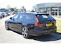 Volvo V90 T8 390PK AWD R-Design HUD | H&K | Trekhaak | Luchtvering | 360 camera | 19"LMV