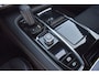 Volvo V90 T8 390PK AWD R-Design HUD | H&K | Trekhaak | Luchtvering | 360 camera | 19"LMV