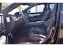 Volvo V90 T8 390PK AWD R-Design HUD | H&K | Trekhaak | Luchtvering | 360 camera | 19"LMV
