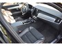 Volvo V90 T8 390PK AWD R-Design HUD | H&K | Trekhaak | Luchtvering | 360 camera | 19"LMV