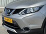 Nissan Qashqai 1.6 Connect Edition / Trekhaak 1500KG trekgewicht / Panoramadak / Stoelverwarming / 360 Camera / Keyless / Navigatie /