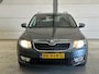 Skoda Octavia Combi 1.2 TSI Greentech Edition Businessline | Trekhaak | Cruise Control | Stoelverwarming | Navigatie | Parkeersensoren achter | 17"LM Velgen |