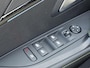 Peugeot e-208 51kWh 156pk GT | Glazen dak | Alcantara bekleding | Camera voor en achter