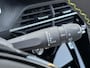 Peugeot e-208 51kWh 156pk GT | Glazen dak | Alcantara bekleding | Camera voor en achter