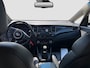 Kia Carens 1.6 GDi ExecutiveLine | Stoelverwarming | Climate Control | Cruise Control | Navigatie | 7 persoons |