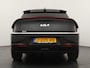 Kia EV6 Light Edition 58 kWh - Stoel-/stuurverwarming - Cruise Control Adaptief - Apple CarPlay/Android Auto - Fabrieksgarantie tot 06-2031