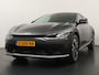 Kia EV6 Light Edition 58 kWh - Stoel-/stuurverwarming - Cruise Control Adaptief - Apple CarPlay/Android Auto - Fabrieksgarantie tot 06-2031