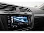 Volkswagen Tiguan 1.4 TSI eHybrid R-Line Business+ - RIJKLAARPRIJS - Stuur- en Stoelverwarming - Achteruitrijcamera