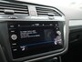 Volkswagen Tiguan 1.4 TSI eHybrid R-Line Business+ - RIJKLAARPRIJS - Stuur- en Stoelverwarming - Achteruitrijcamera