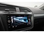 Volkswagen Tiguan 1.4 TSI eHybrid Business+ - RIJKLAARPRIJS - Trekhaak - Stuur- en Stoelverwarming - Achteruitrijcamera
