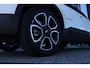 Jeep Avenger 1.2 e-Hybrid Summit | Adaptieve Cruise | Camera | JBL audio | Navi | elektr. klep| Keyless | Navi | Stoelverwarming |