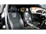 Volvo V40 1.5 T3 112kW/152pk Aut6 Polar+ Sport PANORAMADAK + HARMAN/KARDON + LEER/ALCANTARA + PARKEERASSISTENT + CRUISE CONTROL + KEYLESS ENTRY&GO + AFN.TREKHAAK + ON-CALL + CAMERA + FULL LED + PARKEERSENSOREN + 17" LM-VELGEN!!