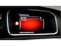 Volvo V40 1.5 T3 112kW/152pk Aut6 Polar+ Sport PANORAMADAK + HARMAN/KARDON + LEER/ALCANTARA + PARKEERASSISTENT + CRUISE CONTROL + KEYLESS ENTRY&GO + AFN.TREKHAAK + ON-CALL + CAMERA + FULL LED + PARKEERSENSOREN + 17" LM-VELGEN!!