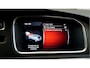 Volvo V40 1.5 T3 112kW/152pk Aut6 Polar+ Sport PANORAMADAK + HARMAN/KARDON + LEER/ALCANTARA + PARKEERASSISTENT + CRUISE CONTROL + KEYLESS ENTRY&GO + AFN.TREKHAAK + ON-CALL + CAMERA + FULL LED + PARKEERSENSOREN + 17" LM-VELGEN!!