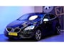 Volvo V40 1.5 T3 112kW/152pk Aut6 Polar+ Sport PANORAMADAK + HARMAN/KARDON + LEER/ALCANTARA + PARKEERASSISTENT + CRUISE CONTROL + KEYLESS ENTRY&GO + AFN.TREKHAAK + ON-CALL + CAMERA + FULL LED + PARKEERSENSOREN + 17" LM-VELGEN!!