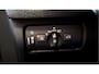 Volvo V40 1.5 T3 112kW/152pk Aut6 Polar+ Sport PANORAMADAK + HARMAN/KARDON + LEER/ALCANTARA + PARKEERASSISTENT + CRUISE CONTROL + KEYLESS ENTRY&GO + AFN.TREKHAAK + ON-CALL + CAMERA + FULL LED + PARKEERSENSOREN + 17" LM-VELGEN!!