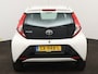 Toyota Aygo 1.0 VVT-i X-Play X-Shift Automaat | 1e Eigenaar | Camera | Airco |