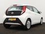 Toyota Aygo 1.0 VVT-i X-Play X-Shift Automaat | 1e Eigenaar | Camera | Airco |