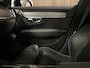 Volvo V90 T6 AWD Recharge Plus Dark Long Range | Trekhaak | 360° Camera | Crystal White | Schuifdak | Harman Kardon | Adaptieve Cruise Control | Stoel en Stuurwielverwarming | Full LED meesturende koplampen | Pilot Assist | BLIS Dode Hoek Detectie | Voorstoelen ele