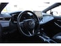 Toyota Corolla Touring Sports 1.8 Hybrid Dynamic Bi-Tone | Rijklaar | Trekhaak | HUD | 18" GR velgen | Stoel/Stuur-verwarming | Apple/Android