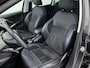 Peugeot 2008 SUV Crossway 130 pk Automaat | Navigatie | Panoramadak | Achteruitrijcamera | Parkeersensoren Achter | Sportstoelen | LED Dagrijverlichting | Climate Control | Cruise Control | 17" Lichtmetalen Velgen |