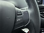Peugeot 2008 SUV Crossway 130 pk Automaat | Navigatie | Panoramadak | Achteruitrijcamera | Parkeersensoren Achter | Sportstoelen | LED Dagrijverlichting | Climate Control | Cruise Control | 17" Lichtmetalen Velgen |