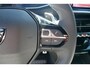 Peugeot 2008 1.2 Hybrid 145 GT Nieuw uit voorraad| Navigatie | Camera | Adaptieve Cruise control | 17" Lichtmetalen Velgen |