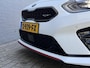 Kia ProCeed GT 1.6 T-GDi 204pk! | Panoramadak | JBL | Navi | Sport stoelen | Dealer onderhouden | Half lederen bekleding