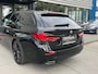 BMW 5-Serie Touring 520i High Executive LCI 184PK|Navi|Camera|Carplay|Stoelverwarming|Cruise Control