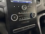 Renault Megane Estate 100PK TCe Zen | Navi | Climate Control | Cruise Control | Apple CarPlay/Android Auto | Parkeersensoren | Licht & Regen Sensor | Armsteun |
