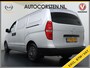 Hyundai H300 2.5 CRDi Active 3-Persoons Airco Schuifdeur links en rechts Pdc Radio CD Keurige Bus ! Achterklep Betonplex vloer Wandbekleding Privacy Glas Tussenwand met glas. 3423Nm/ 1750tpm 2.300kg Trekvermogen 1e Eigenaar, keurig onderhouden!