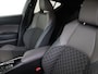 Toyota C-HR 1.8 Hybrid Executive Limited I Navigatie I Climate Control I Cruise Control I Camera I USB I LM Velgen I Stoelverwarming Voor I Keyless Entry/Start I